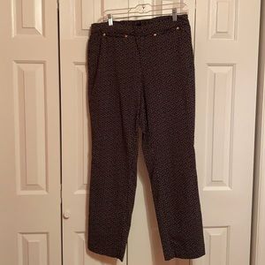 Black and white Rafella comfort line